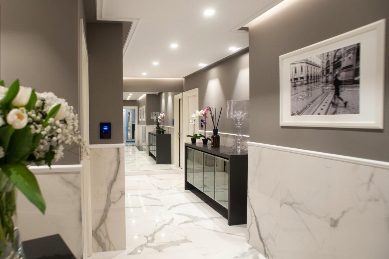Hotel The Unique à Milan Extérieur photo